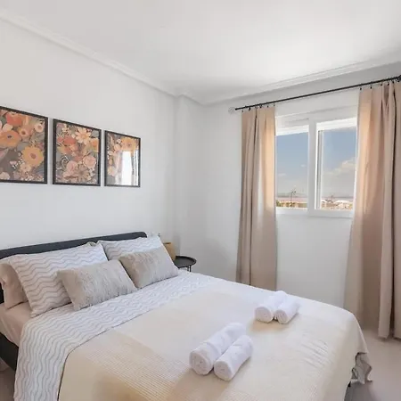 2bdr With Pool Stunning Sunset 300m