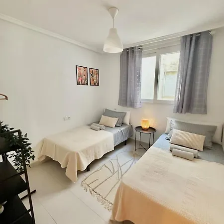 2bdr With Pool Stunning Sunset 300m Торрев'єха